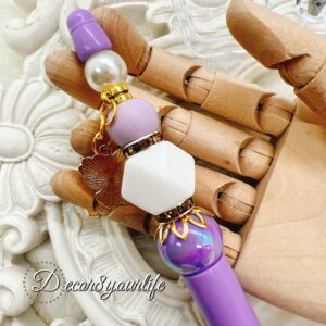 Pens,Hello Kitty,Beaded Pens,School,Supplies,Office,Gifts for Her,cutepens,hellokittypen,hellokitty,beadedpens,acrylic beads, metal enamel charm, Crystal bead, metal findings, rhinestone spacers, refill cartridge