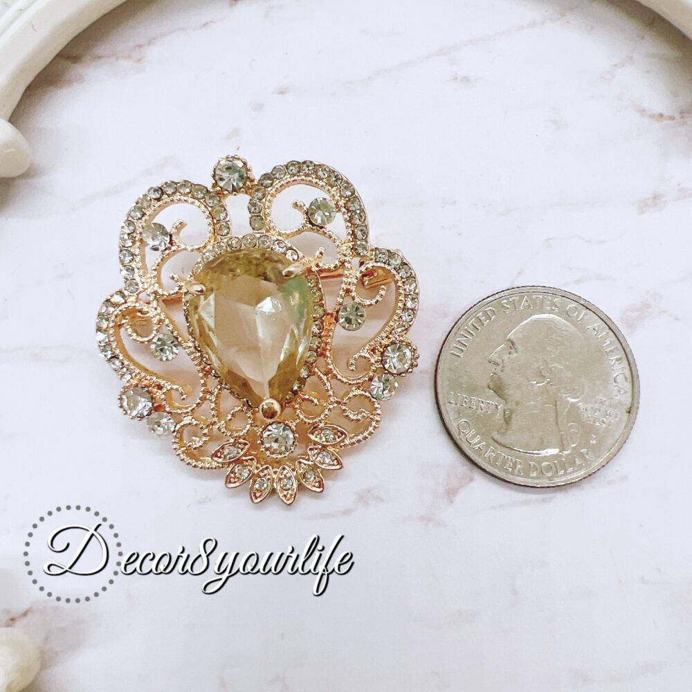 Elegant Rococo Style Brooch