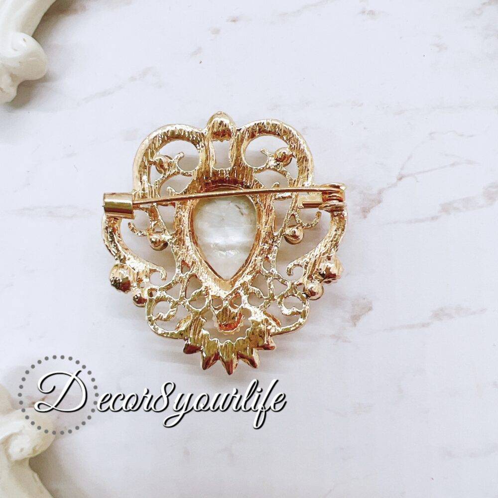 Elegant Rococo Style Brooch