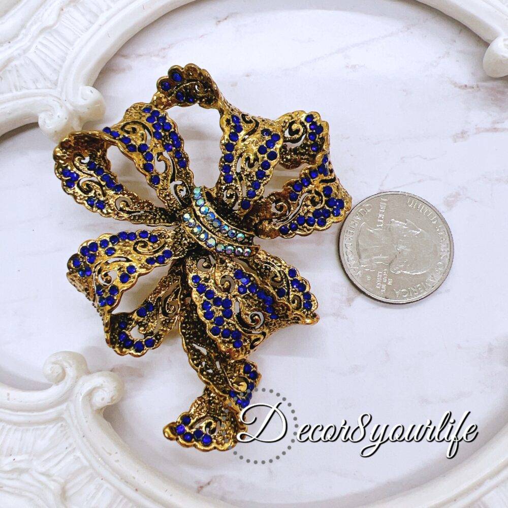 Large rhinestone diy wedding brooch with blue crystals. Vintage style. Elegant.