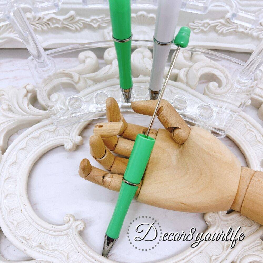 Bright Pastel Green and White Beadable Pen Set