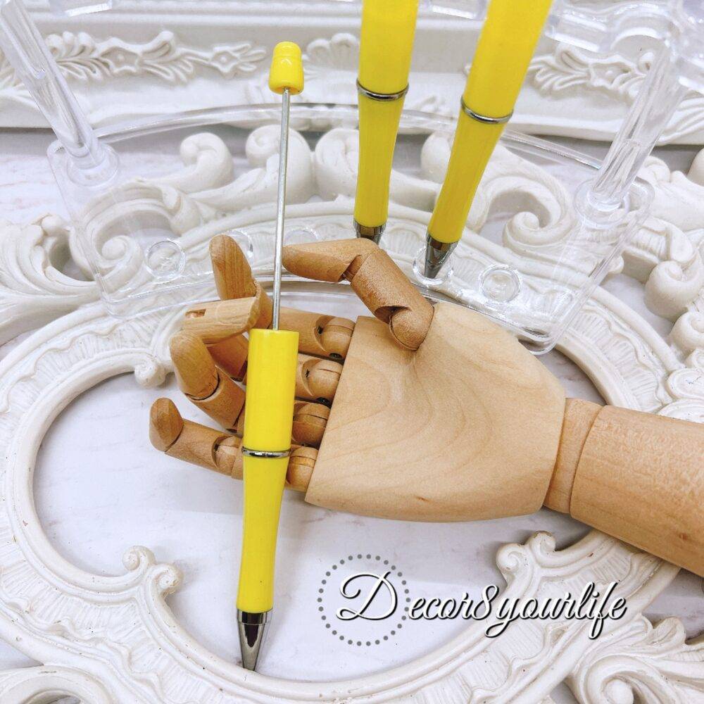 Pretty Pastel Yellow and White Beadable Pen Set