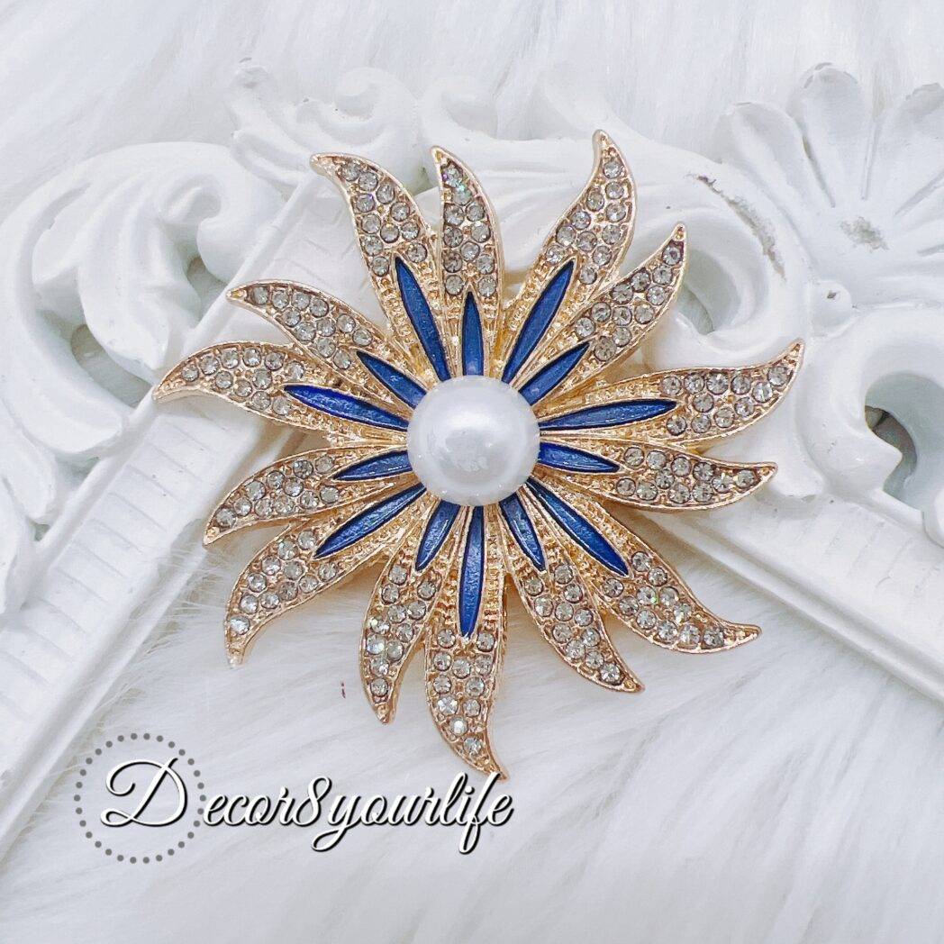 Elegant Rhinestone Brooch with Pearl Center for DIY Crafts and Decor