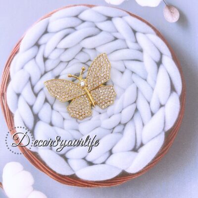 Elegant butterfly brooch with rhinestone accents