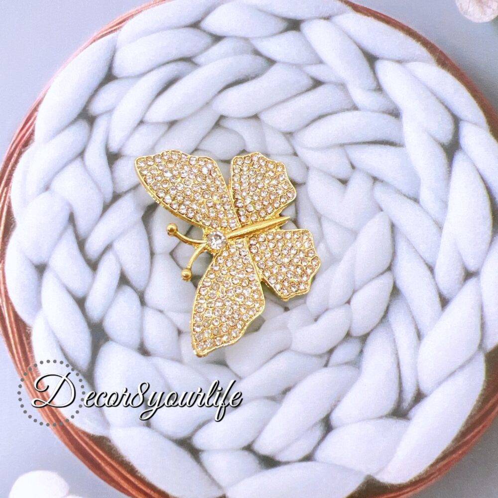 Elegant butterfly brooch with rhinestone accents