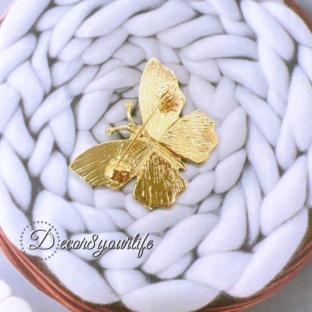 Elegant butterfly brooch with rhinestone accents