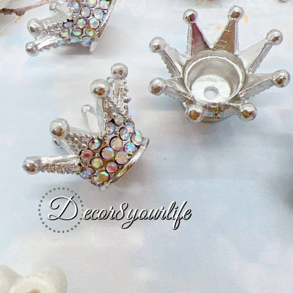 gold-tone rhinestone crown beads with intricate detailing, perfect for jewelry making, beaded pens, and craft embellishments.