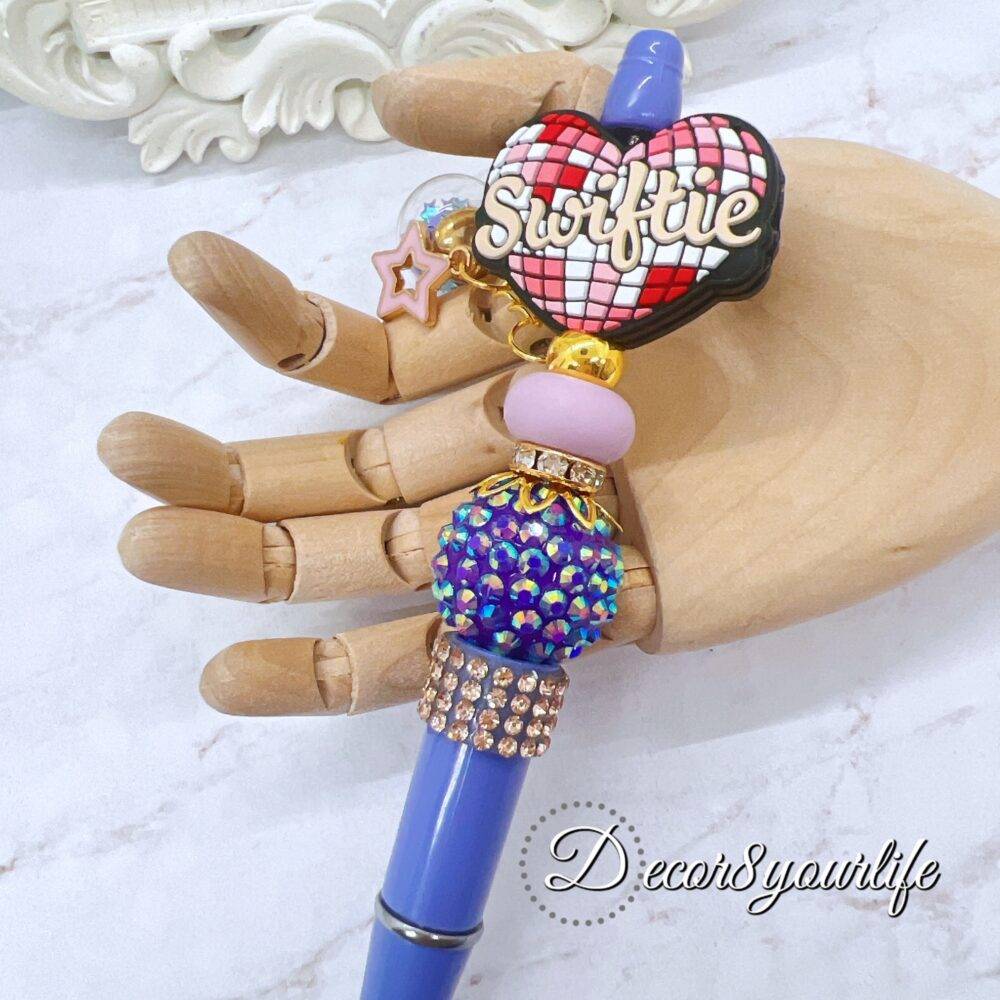 Taylor Swift Inspired Beaded Pen. The perfect writing accessory for swifties.