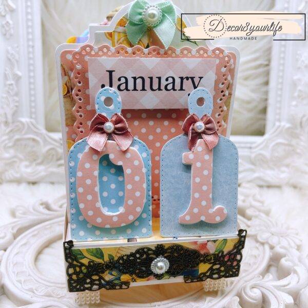 Summer Craft Idea - DIY Desk Calendar