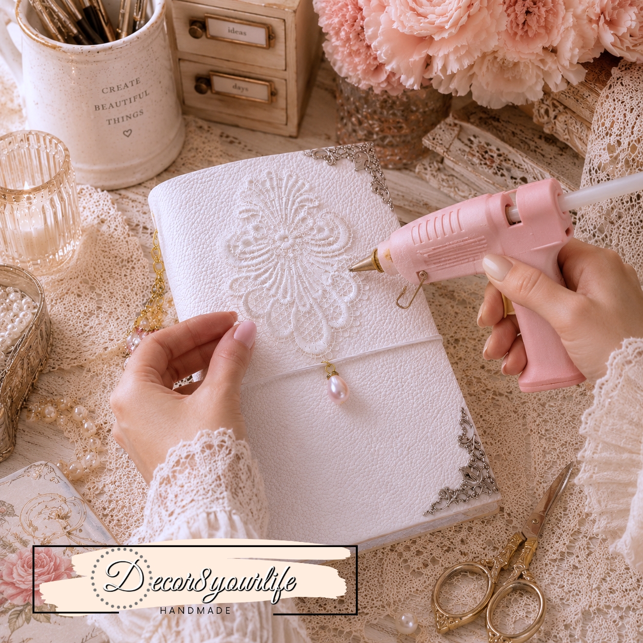 Junk journal tutorial - how to make a shabby chic faux leather cover for your traveler's notebook style journal.
