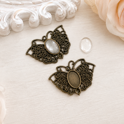 Vintage style filigree butterfly cabochons. Set of two. Craft supplies, Scrapbook, junk journal supplies, metal embellishments from Decor8yourlife.