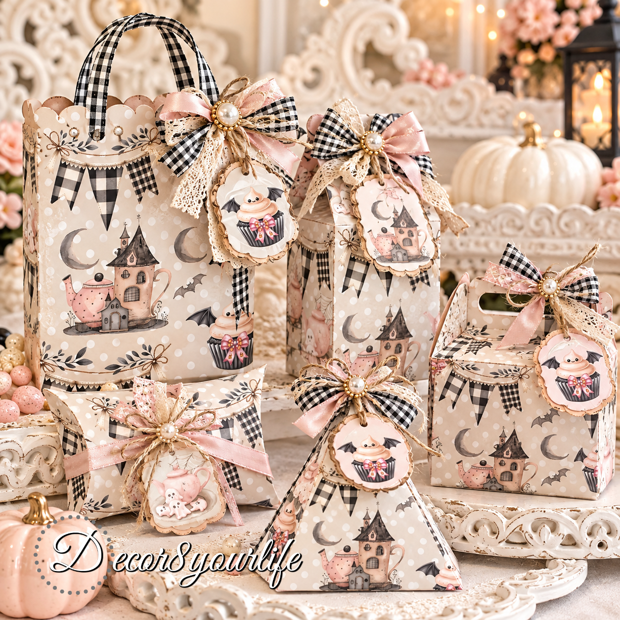 Halloween treat bags and decorative pieces. Scrapbook papers by Decor8yourlife